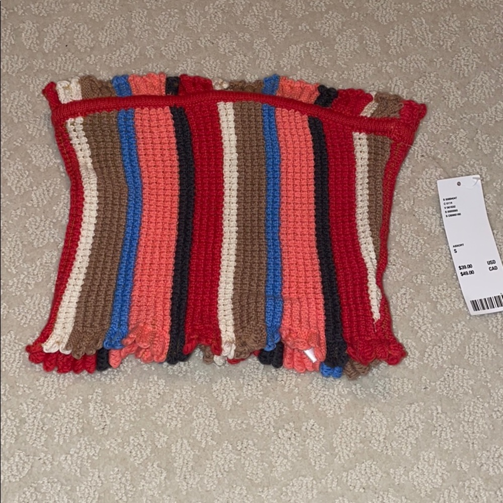 Multi color knit strapless crop top